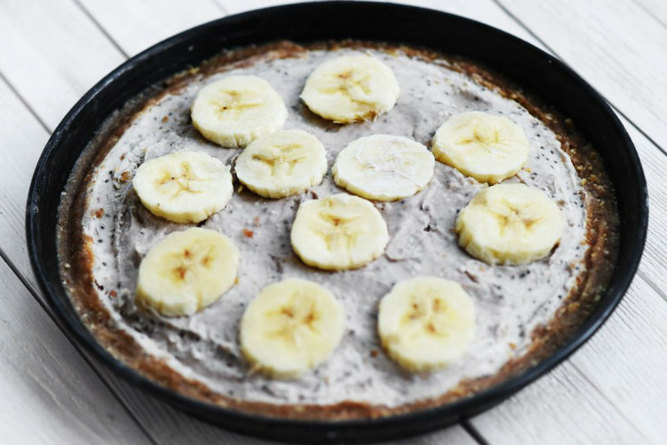 Recipe for a banana and caramel dessert in a vegan version