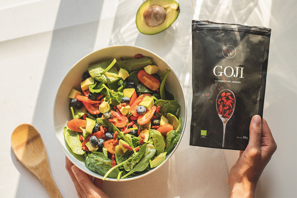 Goji salad recipe