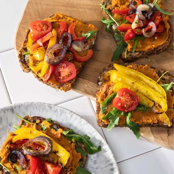 Gluten-free whole grain bread with hemp seeds, 250 g