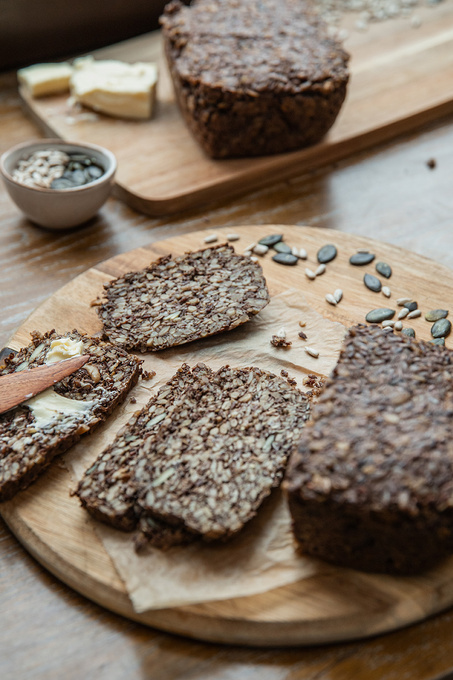 Natural bread with grains, 350 g